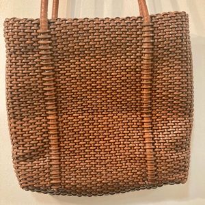 NINE WEST WEAVED LEATHER PURSE